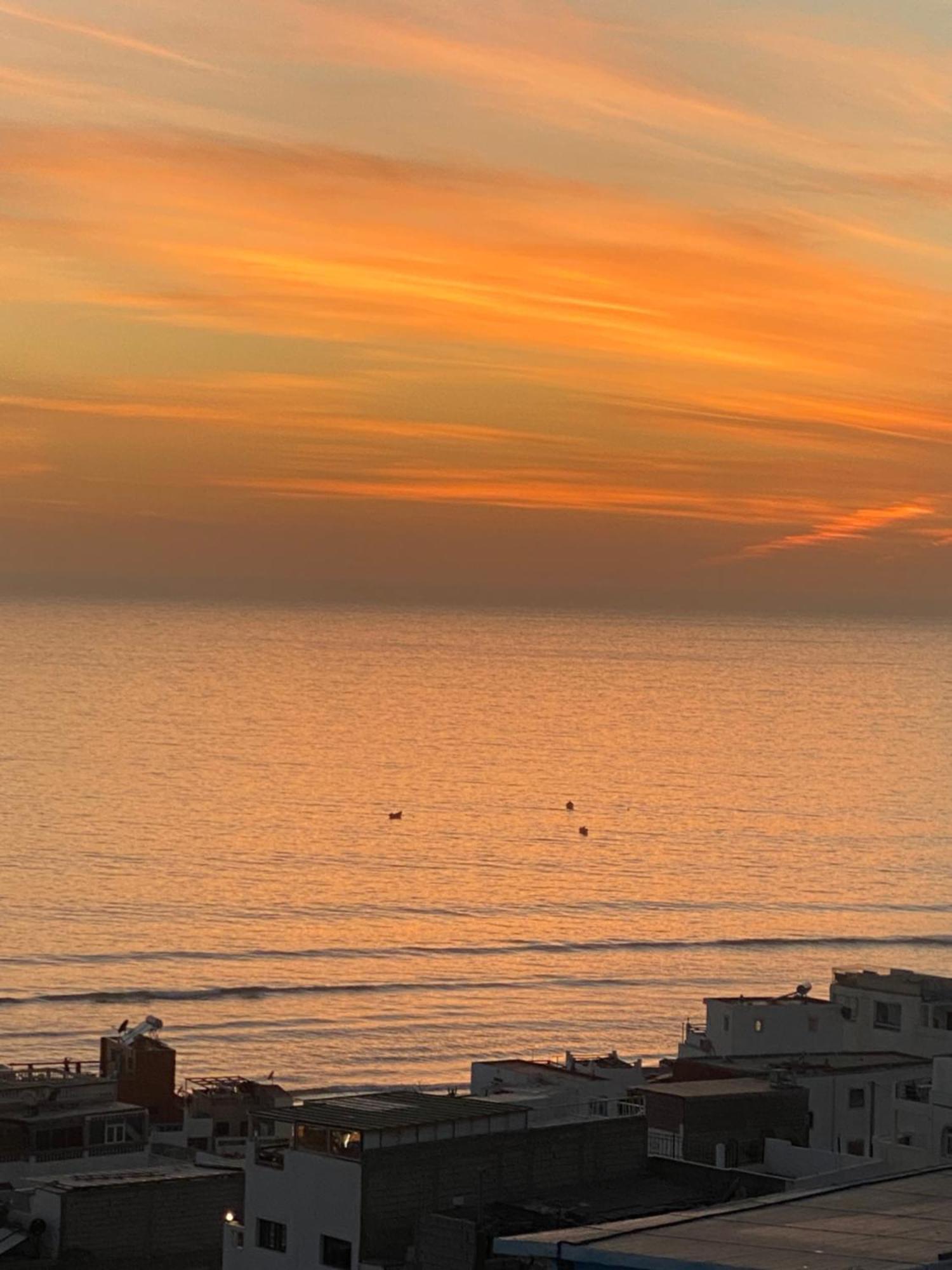 Sunny Wave Taghazout Surf & Yoga Hotel Екстериор снимка