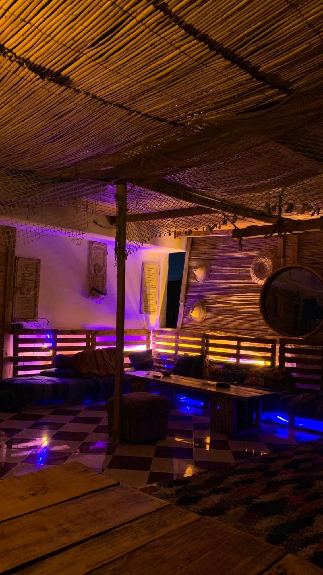 Sunny Wave Taghazout Surf & Yoga Hotel Екстериор снимка